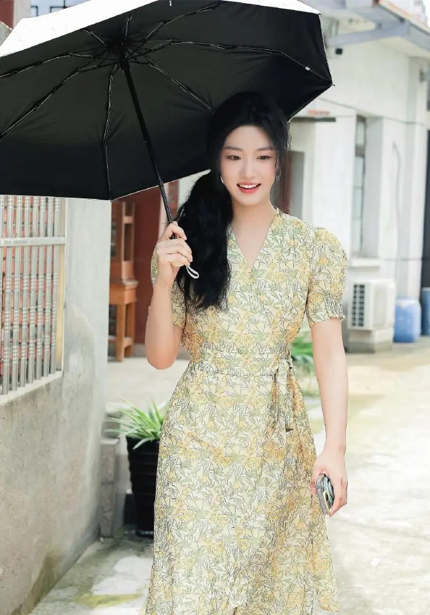 陈妍希泪洒张惠妹北京演唱会!网友:陈妍希最近到处听演唱会疗伤