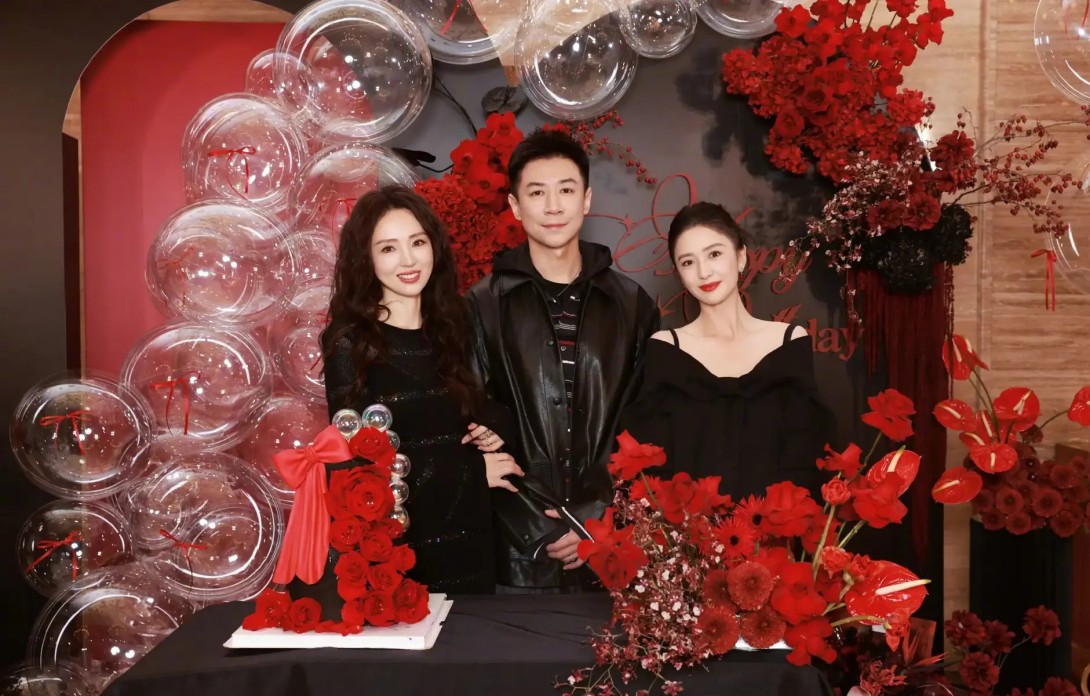 郝蕾风波升级：朋友圈“开撕”背后的电影圈暗流