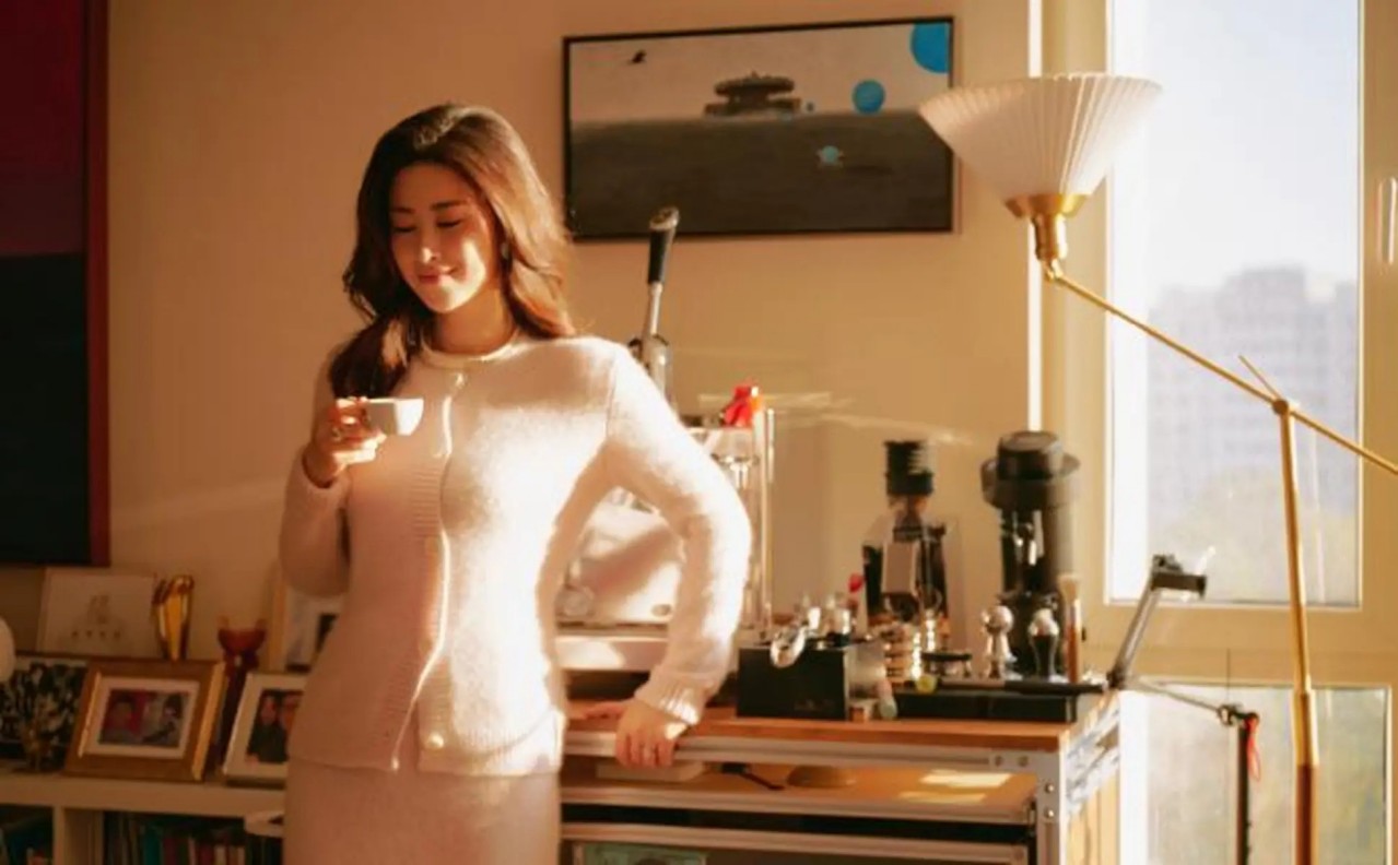 李施嬅心疼车崇健被拍成爱情傻瓜：都怪原生家庭，粉丝喊别自欺了