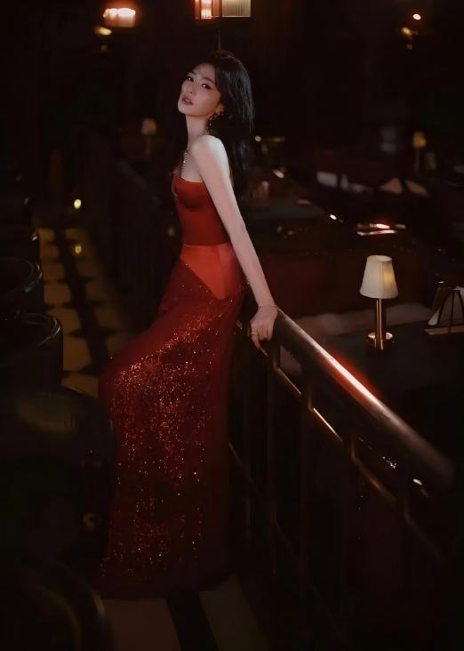 春节档预售开启！《惊蛰无声》《飞驰人生3》《镖人》神仙阵容对打，你最看好谁？