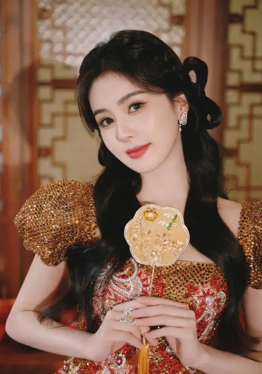 张兰录视频跪求平台解封：兰姐有不对的地方，请高抬贵手让企业活